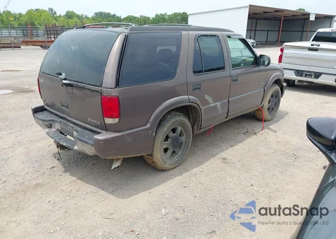 1999 Oldsmobile Bravada from USA, damaged, VIN 1GHDT13W3X2710047